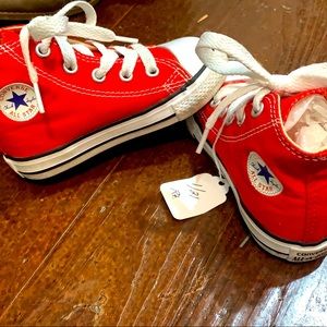 Kids converse size 6